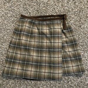 Ann Taylor Wool Skirt Women’s 2 Tan Brown Plaid Wrap Vintage Y2K Academia Preppy